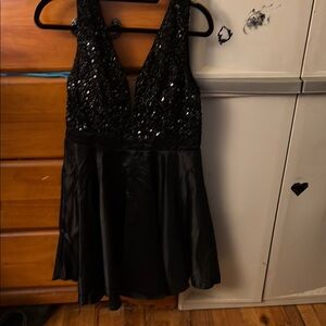 Elegant Black Sequin Prom Dress XL